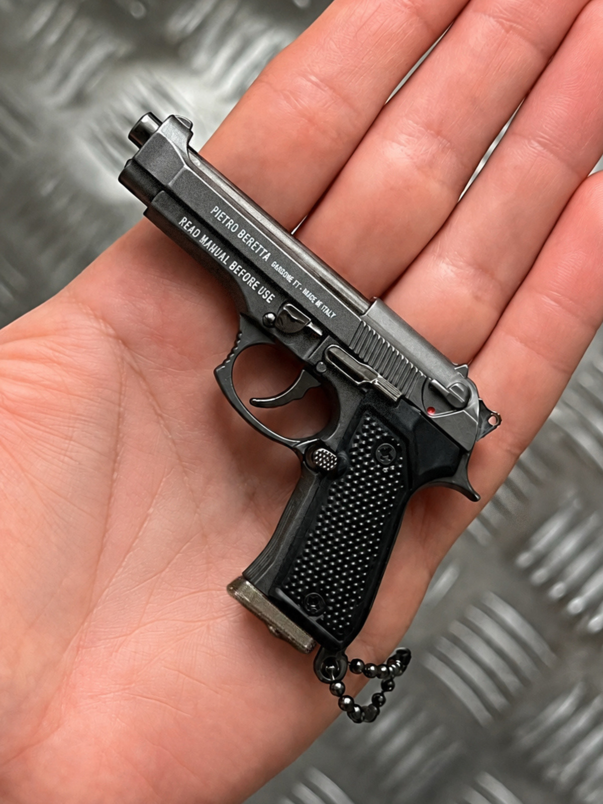 Clickraid™ Beretta Detachable Keychain