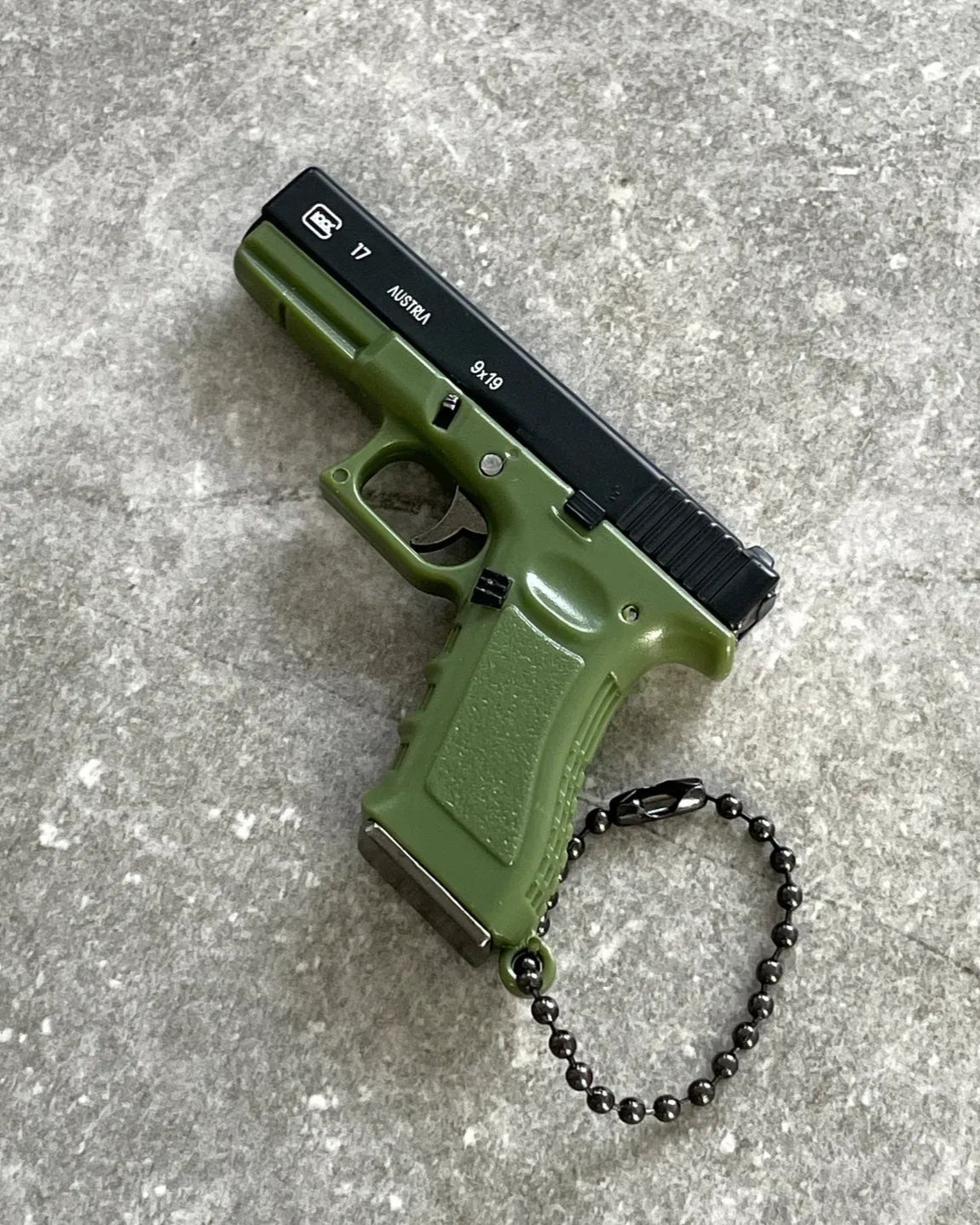 Clickraid™ Glock 17 Detachable Keychain