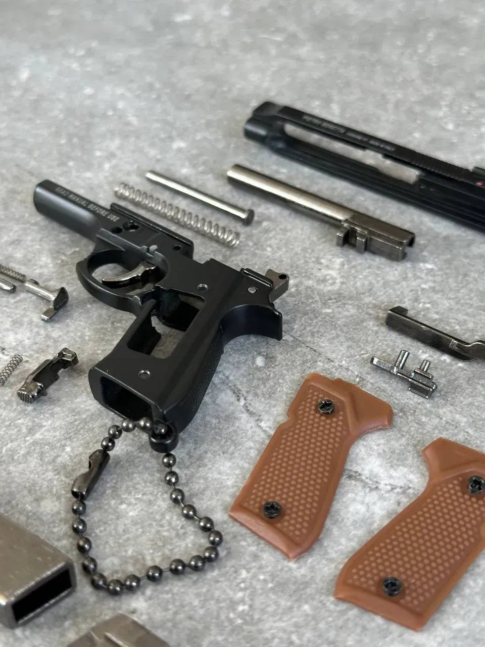 Clickraid™ Beretta Detachable Keychain