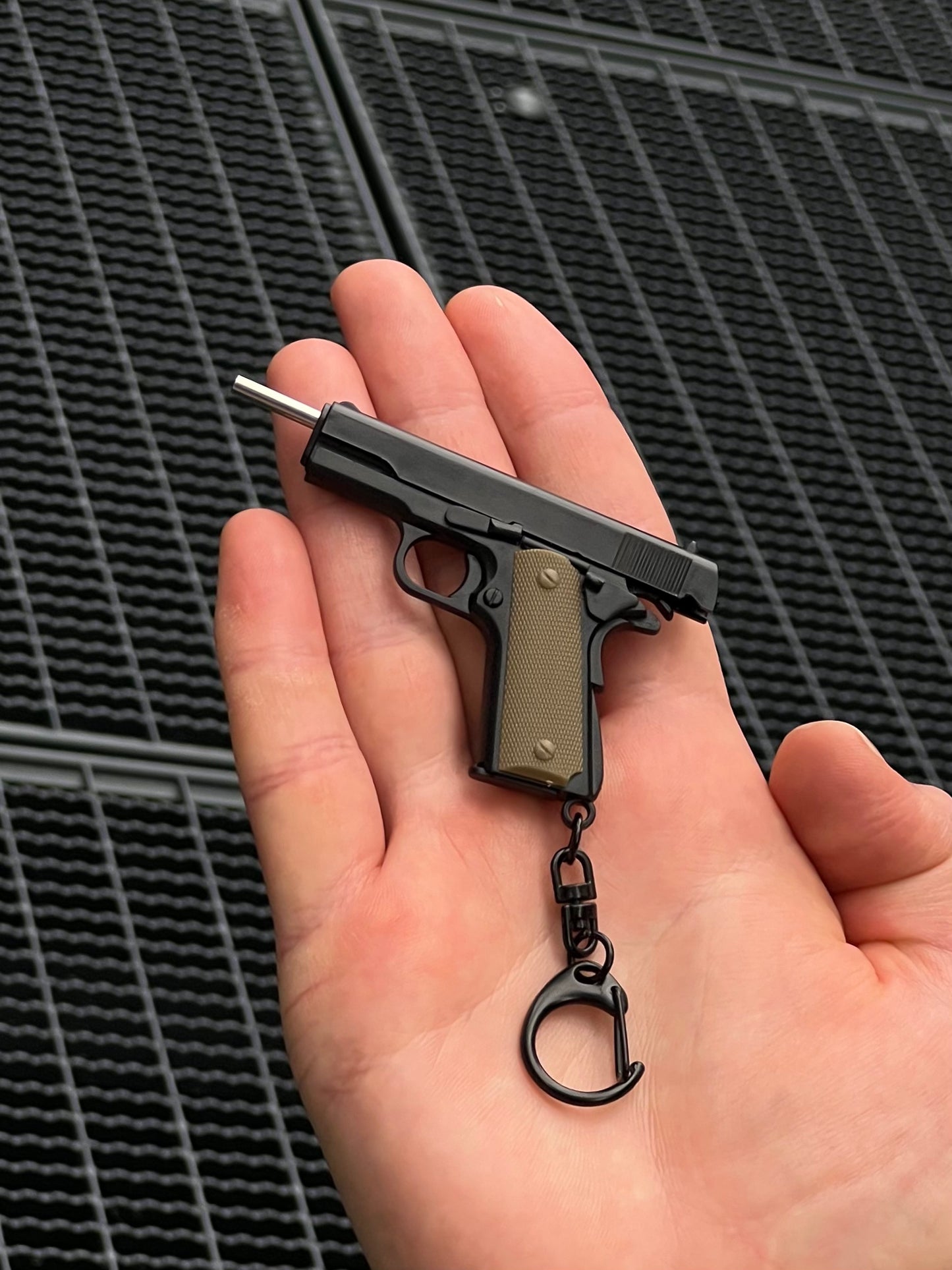 Clickraid™ Colt Keychain