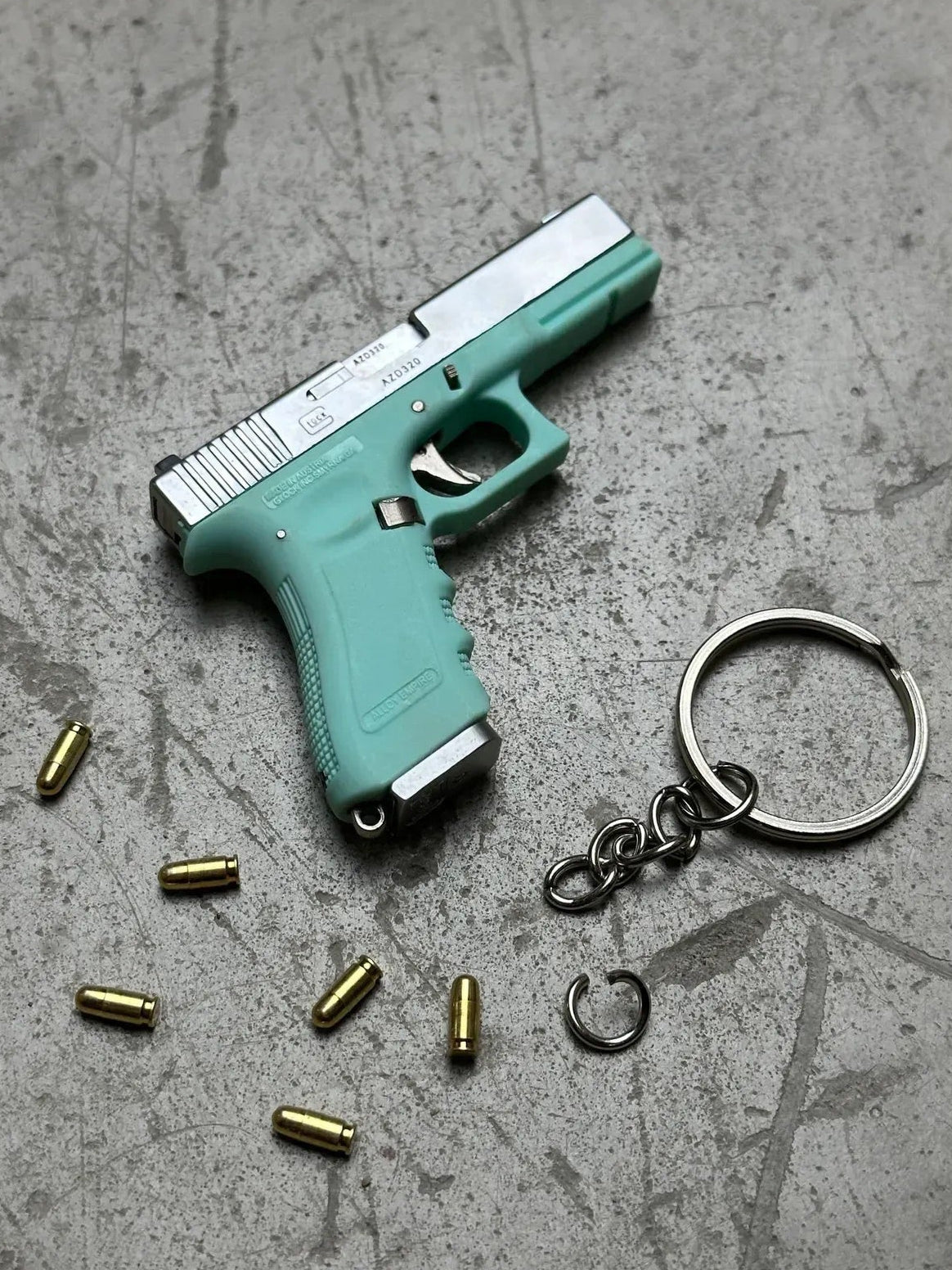 Clickraid™ Glock 17 Ejection Detachable Keychain — Spectrum Edition