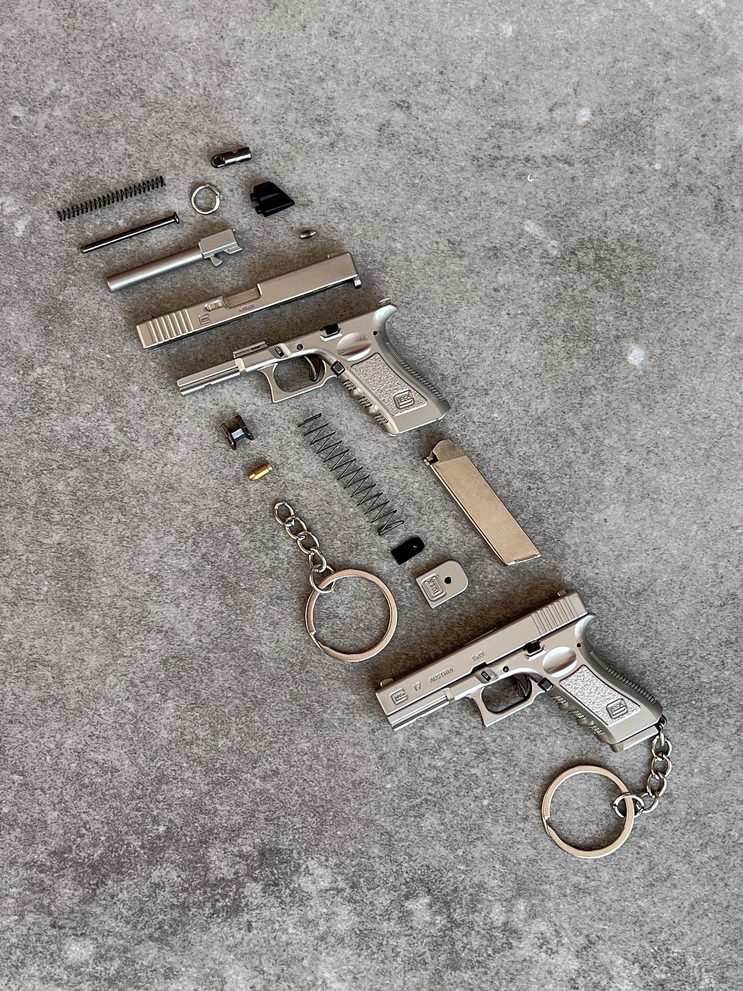 Clickraid™ Glock 17 Detachable Fidget Keychain
