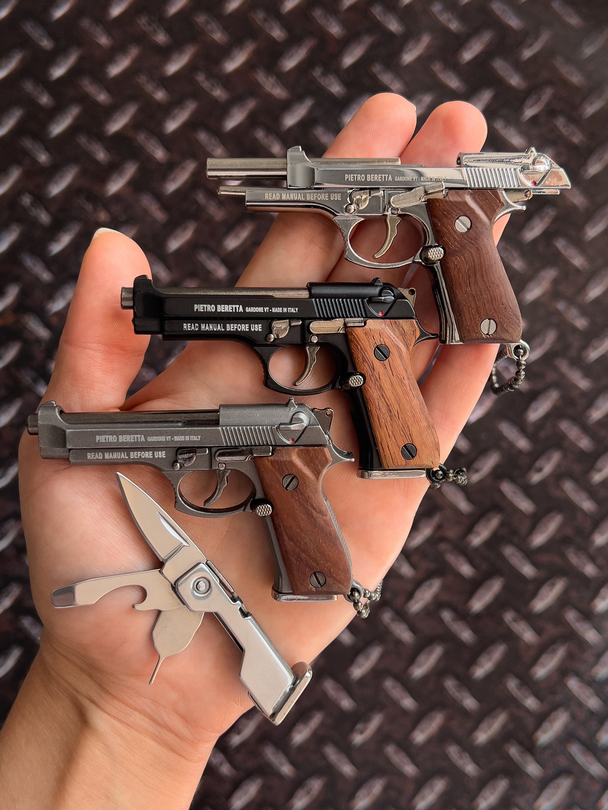 Clickraid™ Beretta Wooden Grip Multi-Tool Keychain