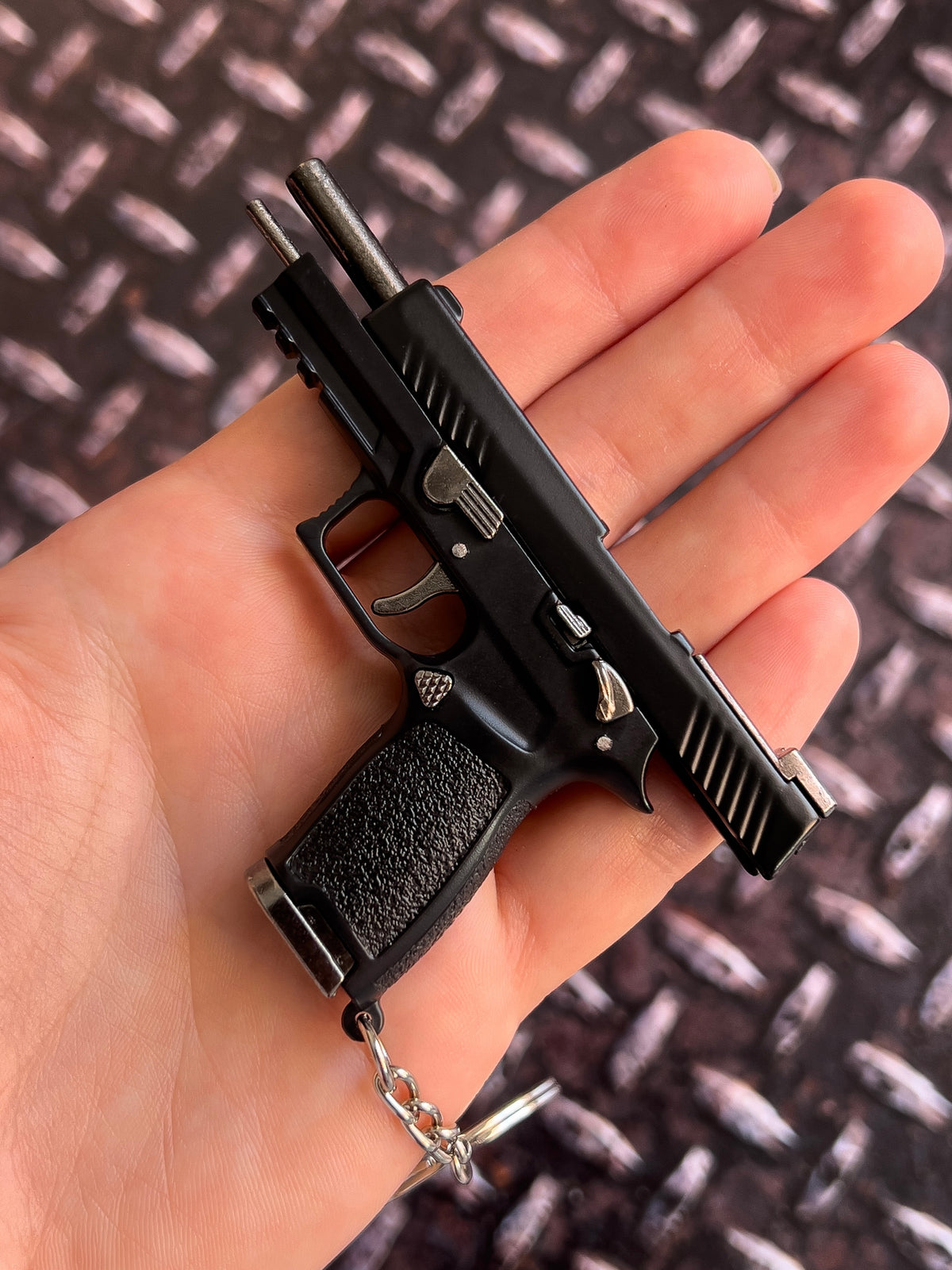 Clickraid™ Service Pistol Detachable Keychain