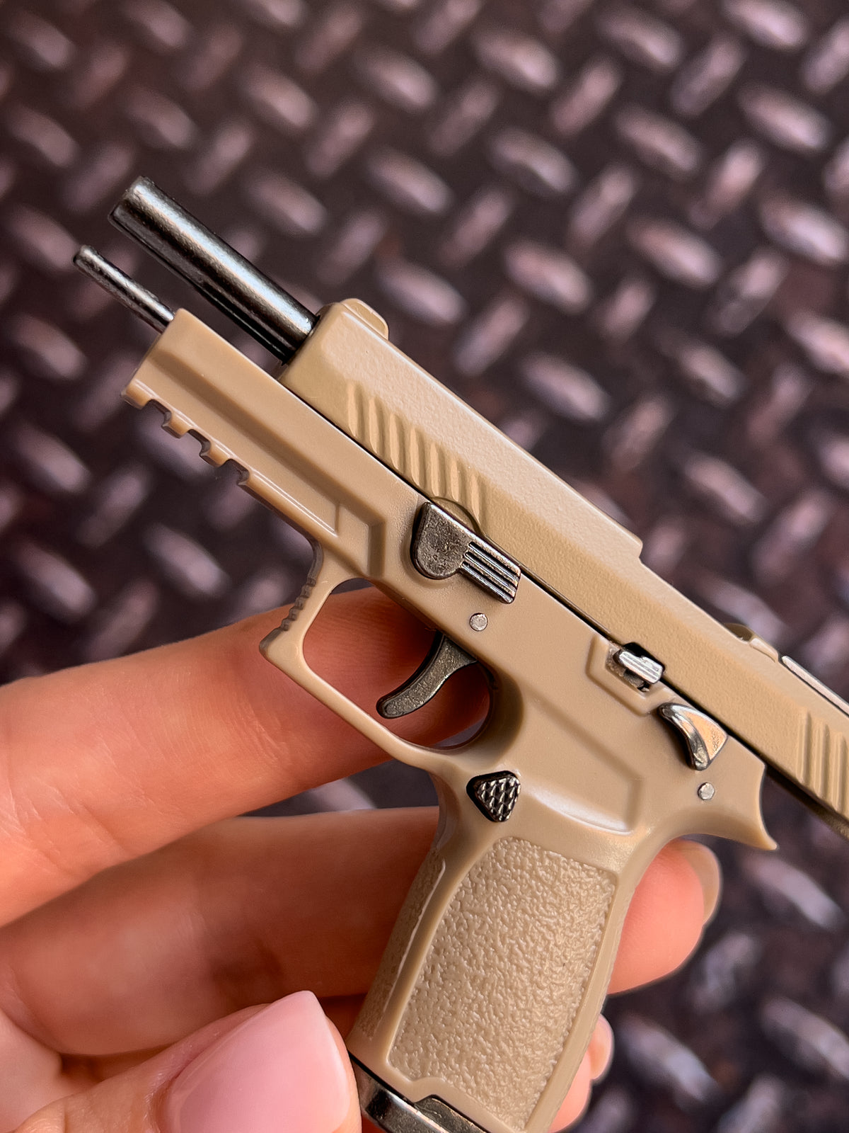 Clickraid™ Service Pistol Detachable Keychain