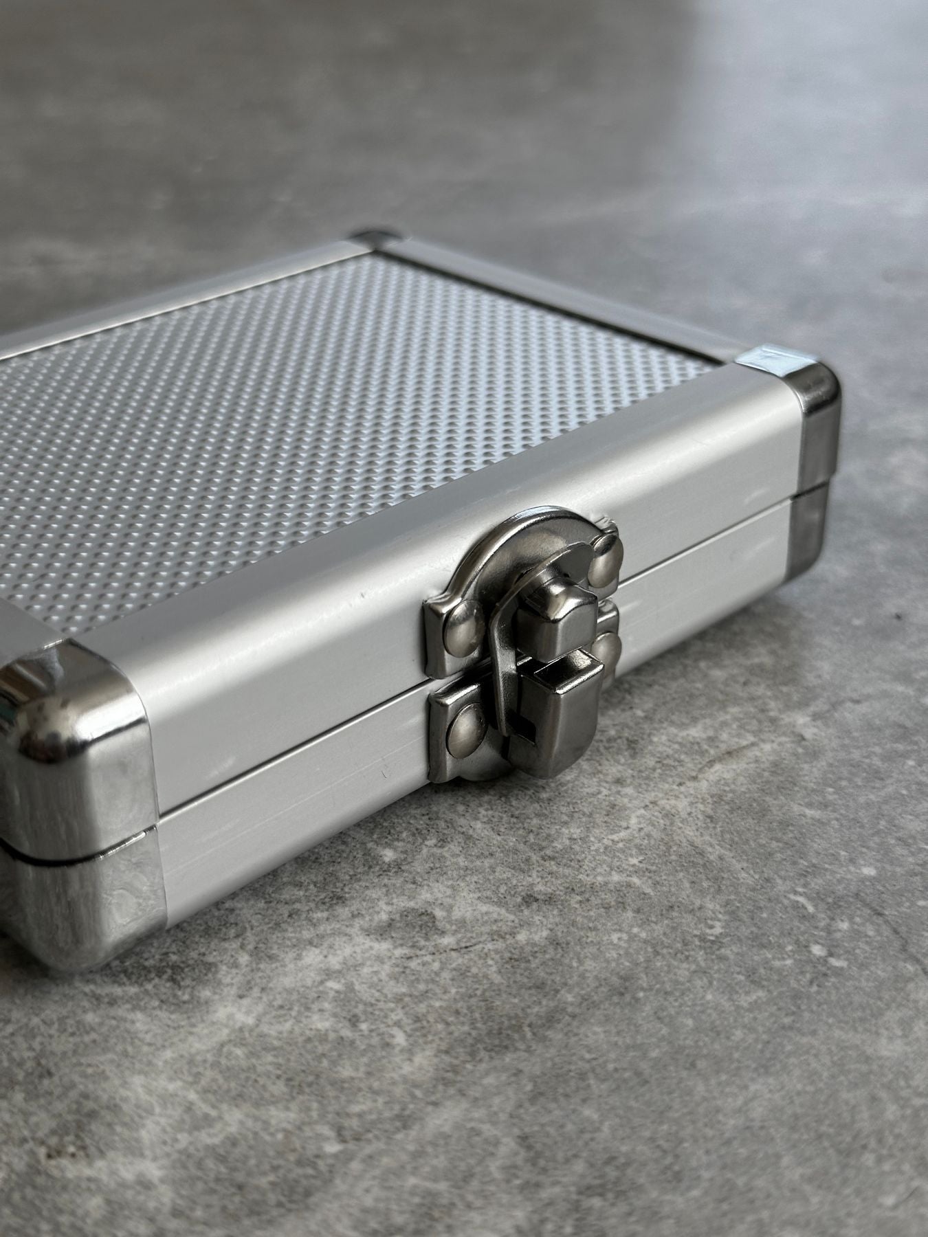 Clickraid™ Metal Keychain Case